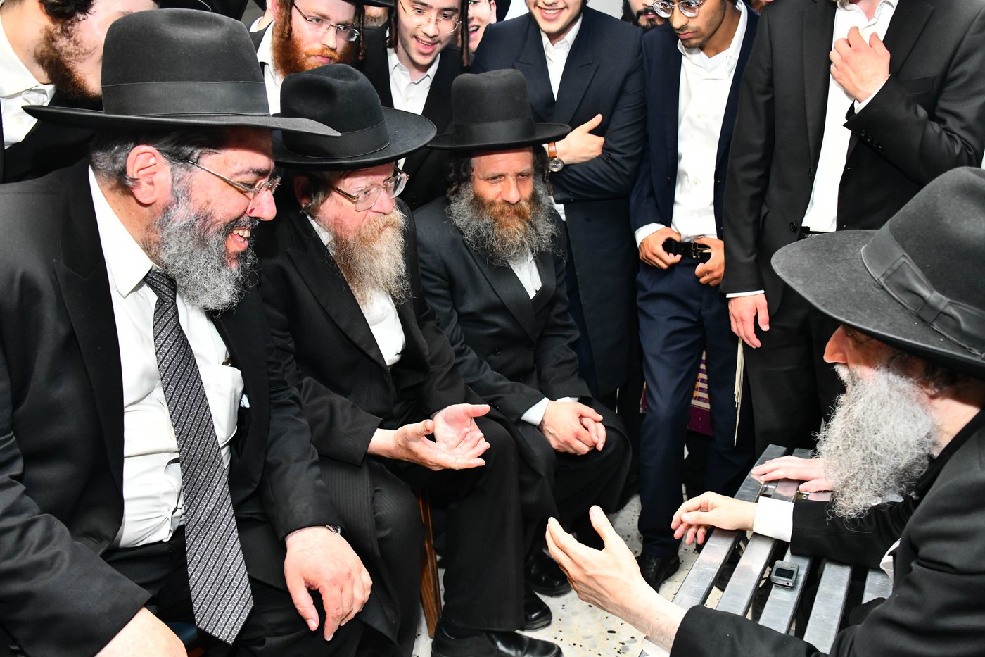 ניחום אבלים אצל הגר"א גרבוז