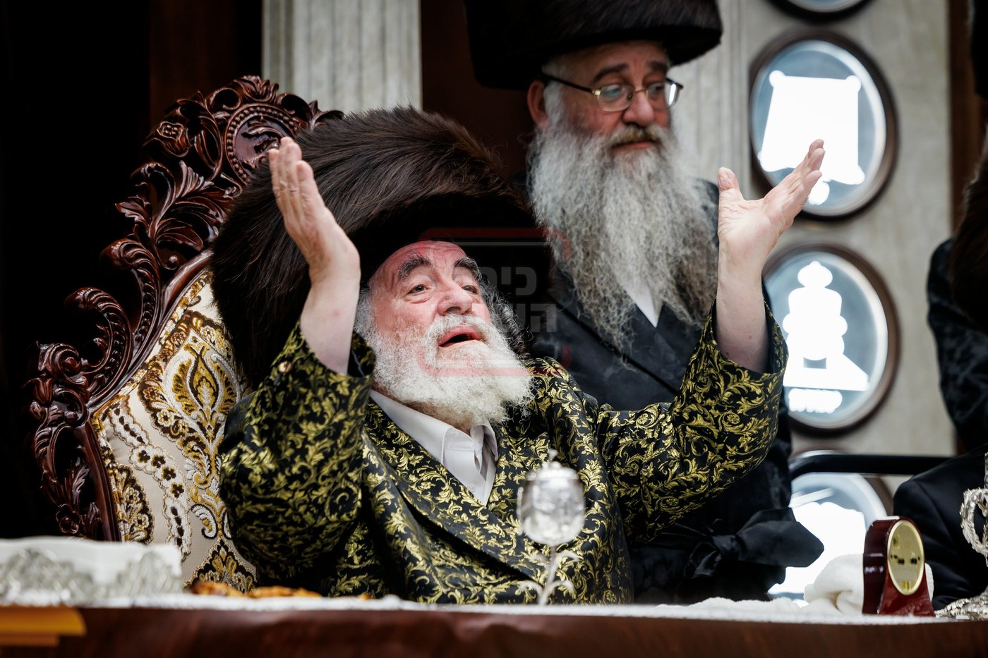 הכנסת ספר תורה בחצה"ק ויז'ניץ במאנסי