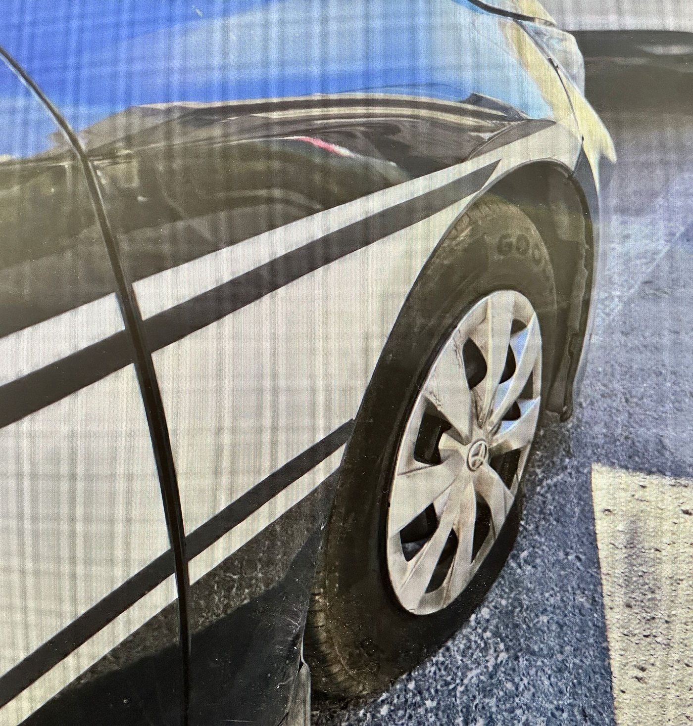 נזק שנגרם לאחד מרכבי המשטרה