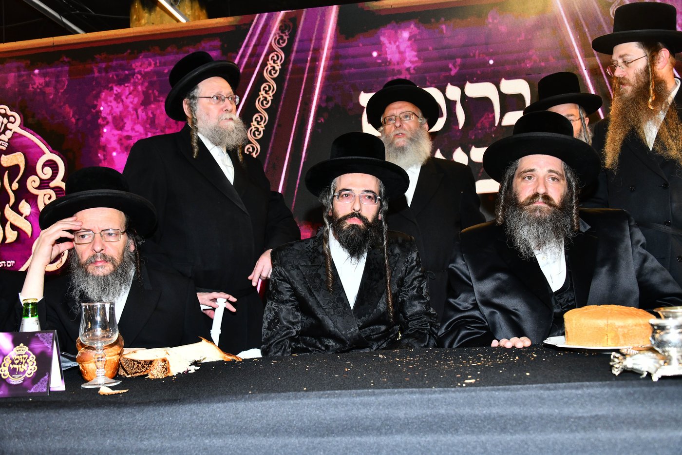 דינר 'קומי אורי' זוויעהיל