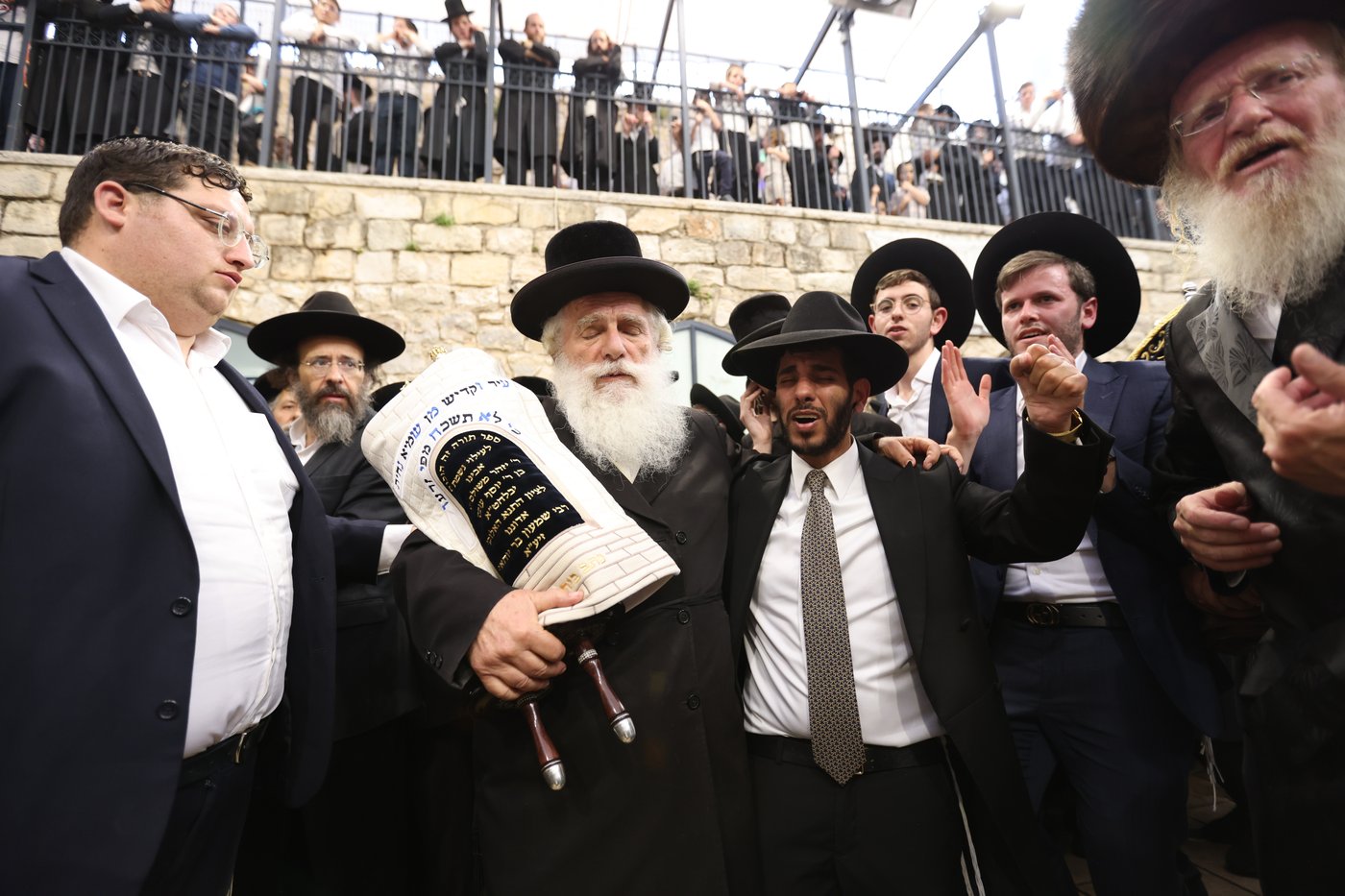 הכנסת ספר תורה במירון
