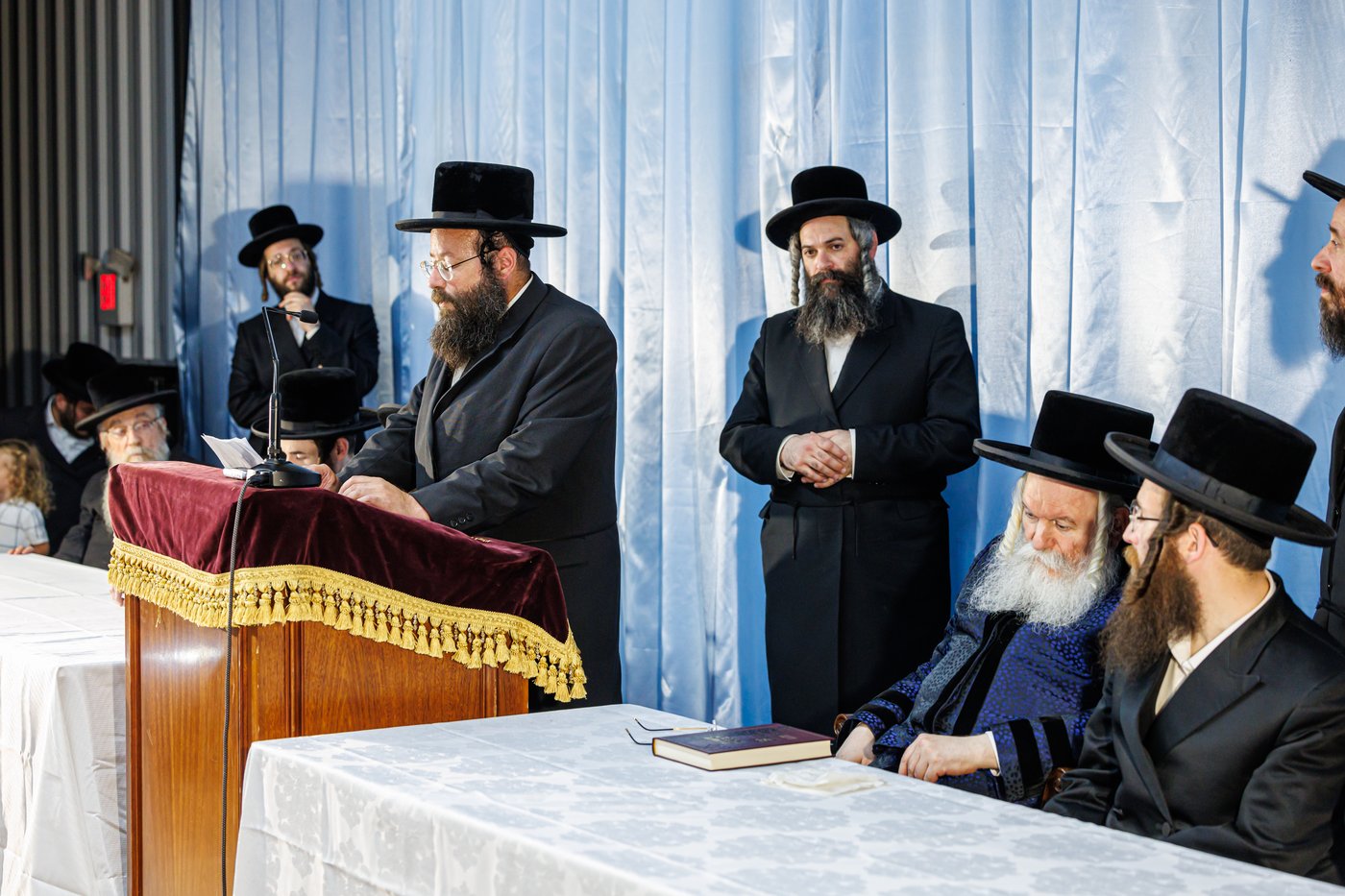 קביעת מזוזות במחנה 'גילה' באבוב