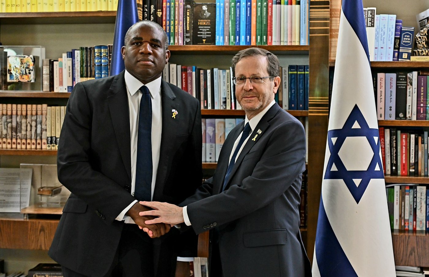 כעשרים רקטות שוגרו לקרית שמונה; מרביתן יורטו