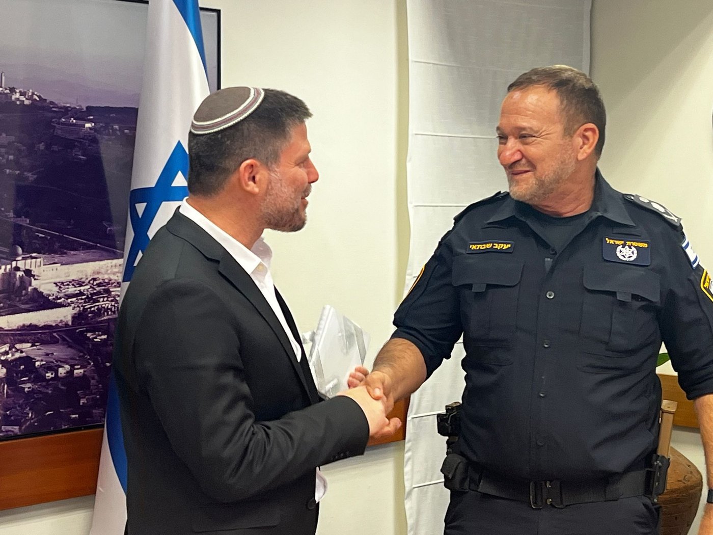 בצל המלחמה - סמוטריץ' ובן גביר סיכמו עם המפכ"ל: לוחמי הימ"מ יקבלו מענקי התמדה