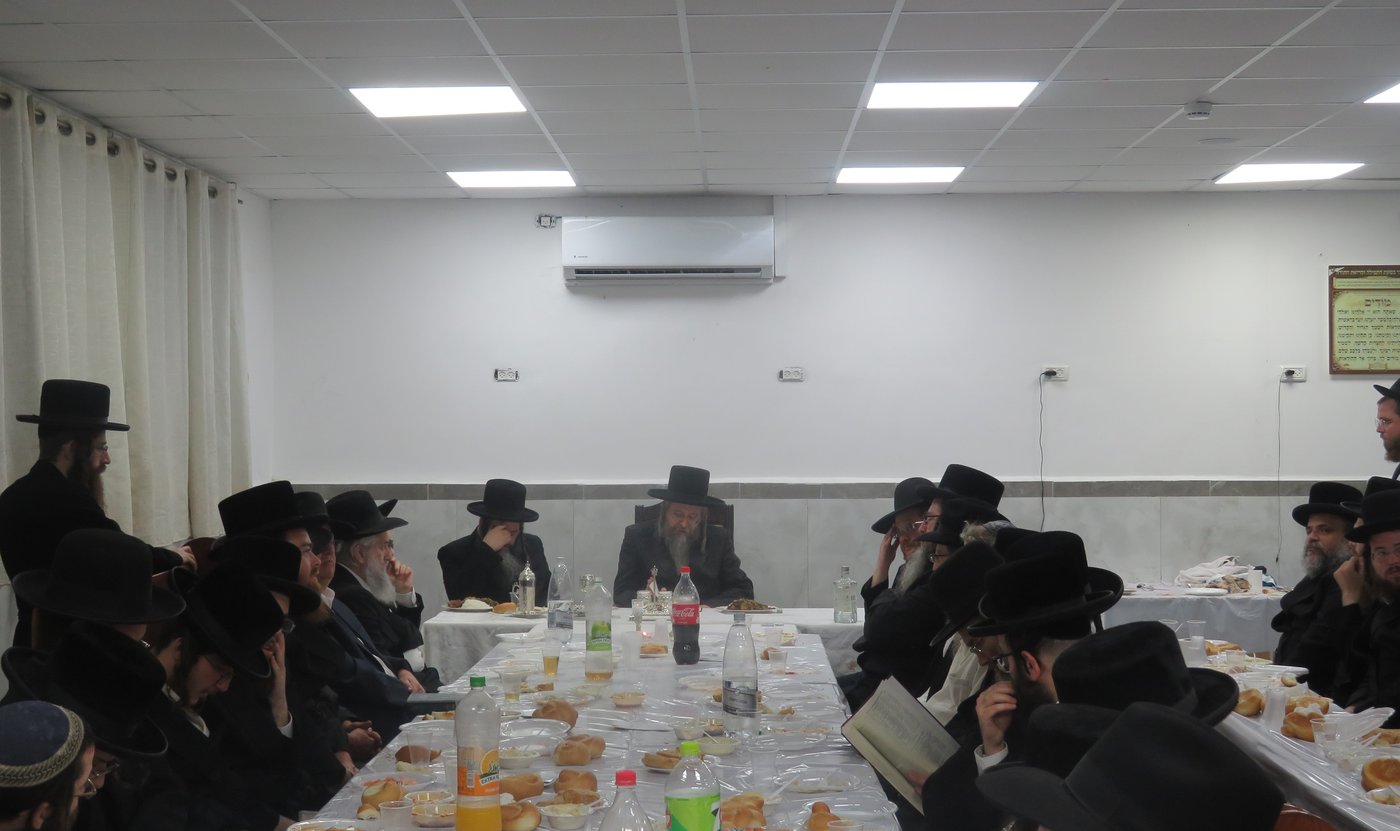 טיש הילולא בסאווראן