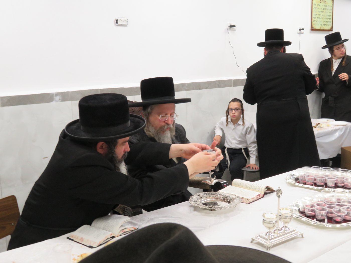 טיש הילולא בסאווראן