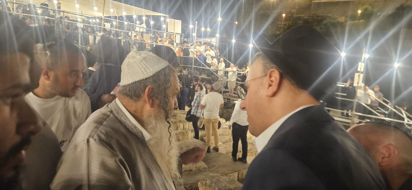 זופניק בכיכר • כל התמונות, הנייעס והחשיפות של השבוע