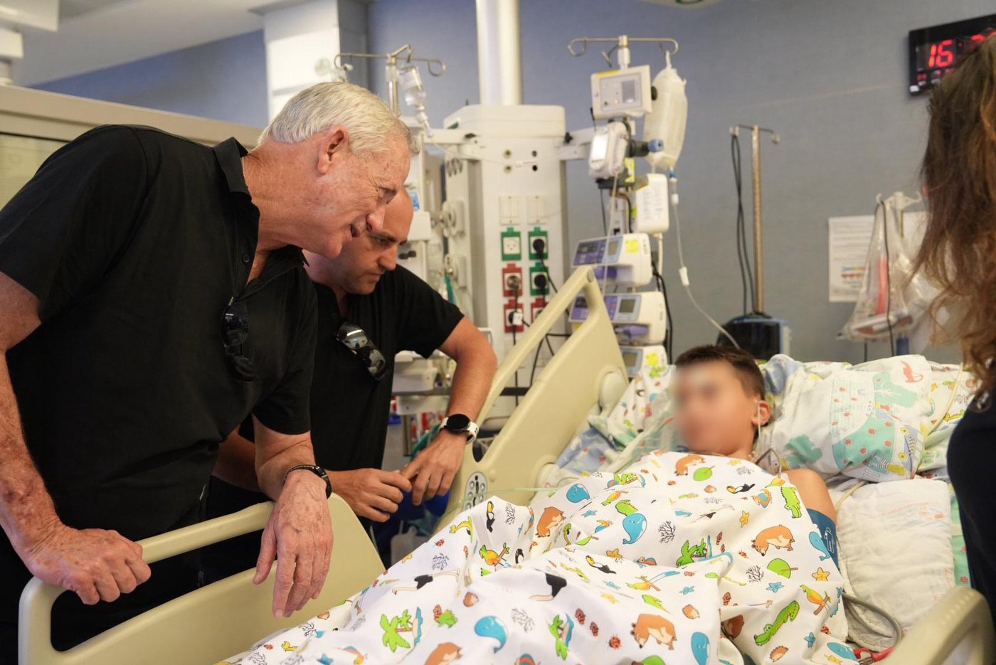ספינת טילים יירטה כטב״מ בדרכו לאסדת הגז | 20 רקטות שוגרו מלבנון