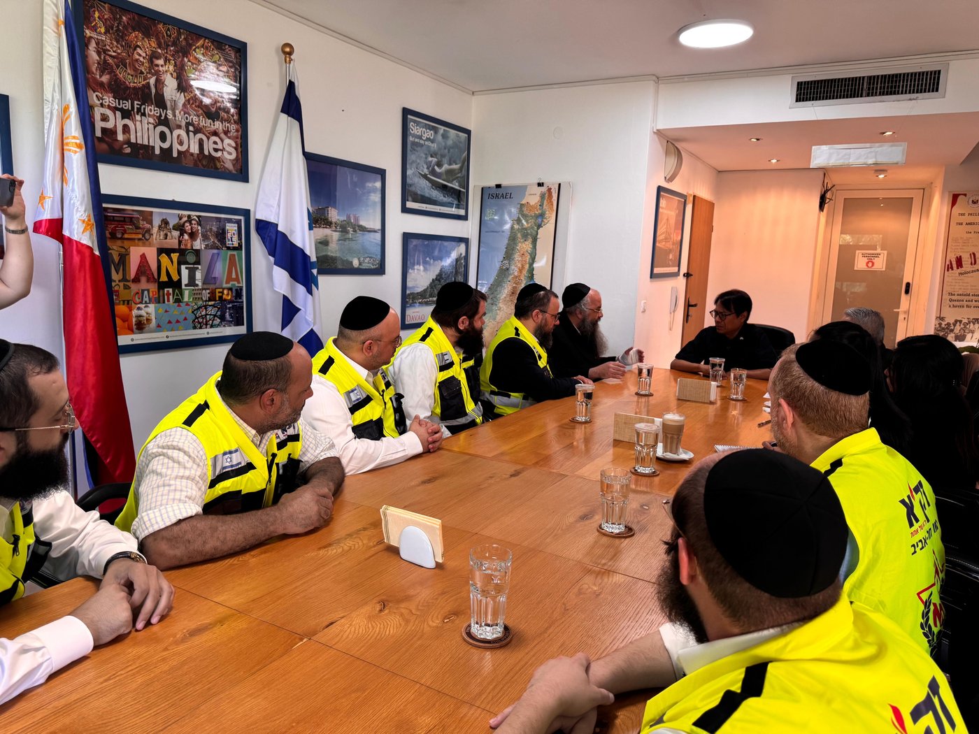 הפגישה המיוחדת התקיימה בשגרירות הפיליפינים בתל אביב