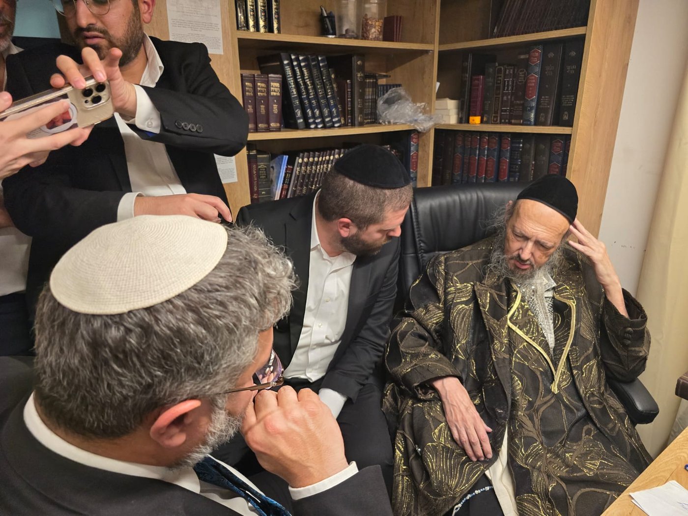 ביקור השר בן גביר אצל הגאון רבי דב קוק