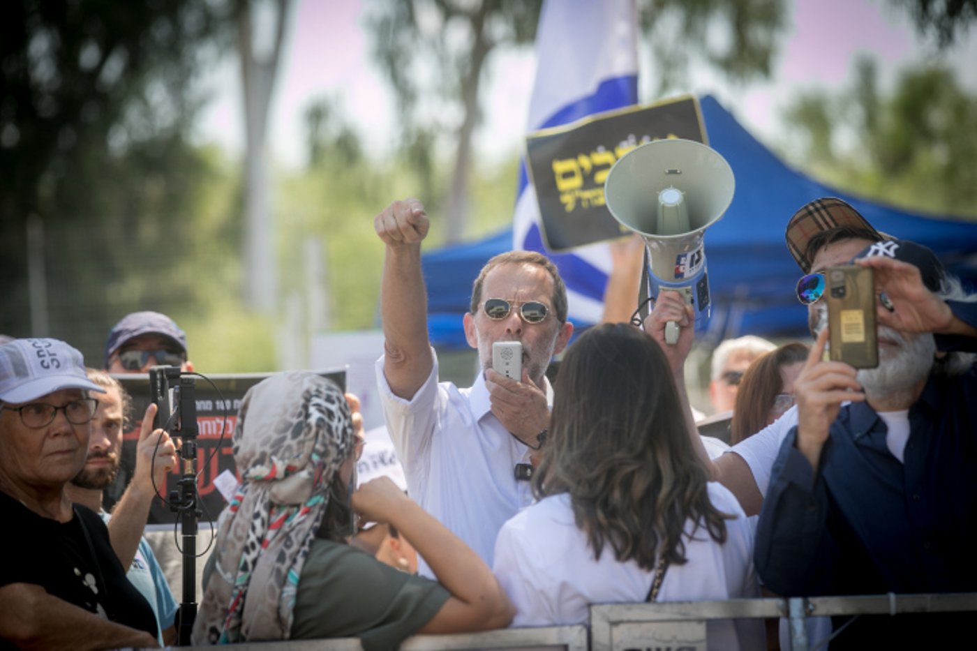 הפגנה בבית ליד למען החיילים העצורים