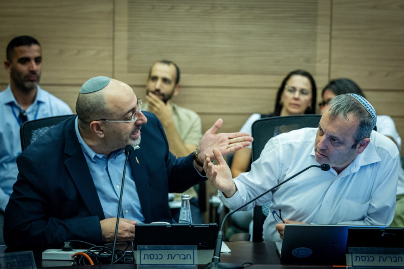 ואטורי וקריב בכנסת, היום