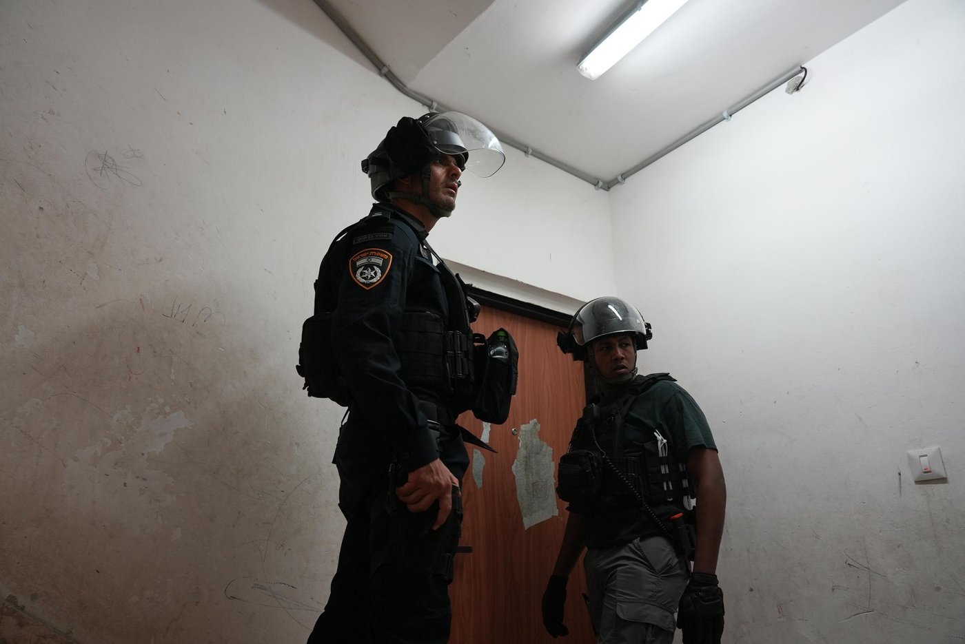 לוחמי מג"ב במבצע חריג סמוך לשכונות חרדיות בירושלים | 9 עצורים ומהומות ענק • תיעוד