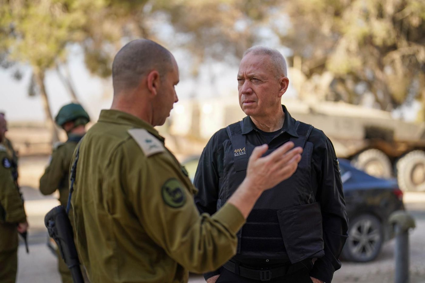 שר הביטחון נכנס לעזה: "האחים סינוואר יעשו את הטעות - ונגיע אליהם"