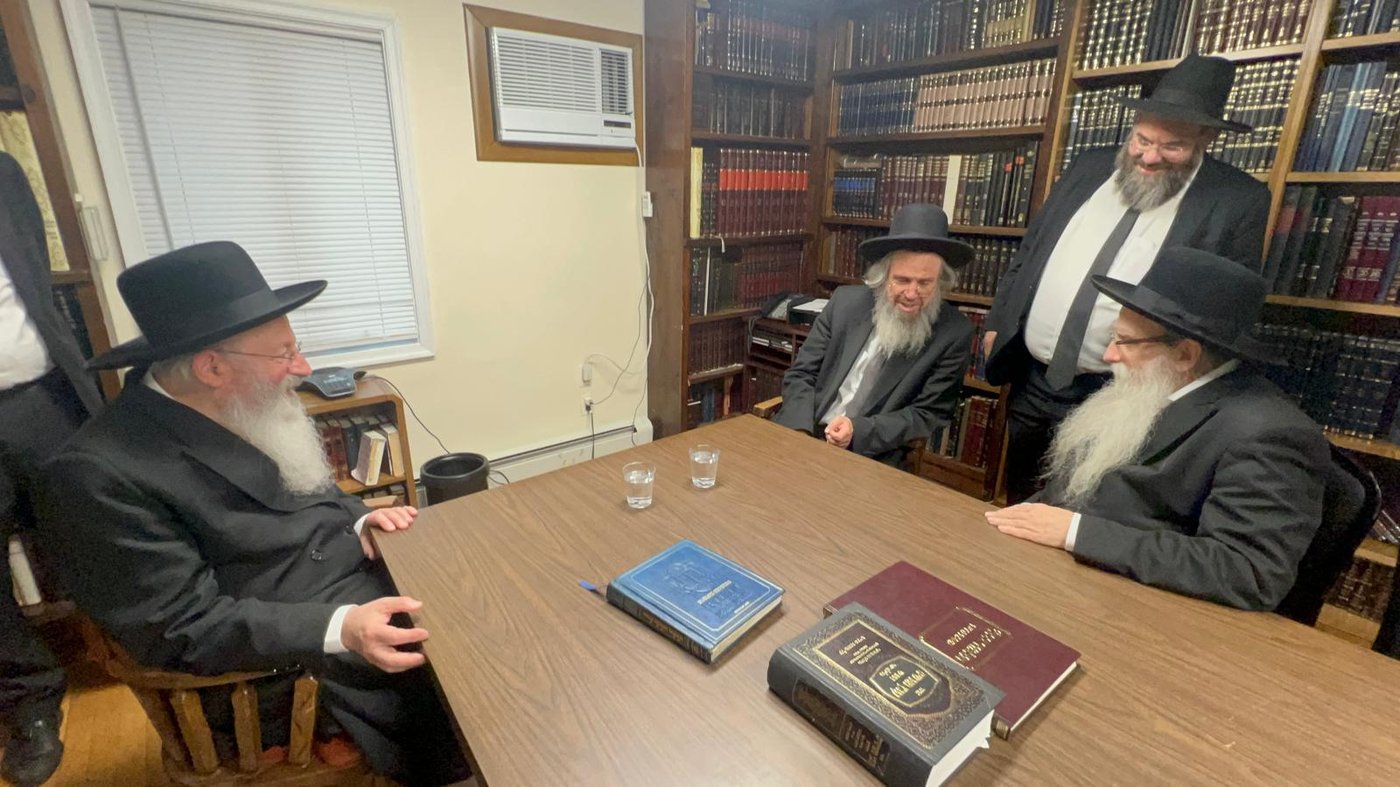 הדינרים, השיחות והשבת המרוממת: המסע של רה"י