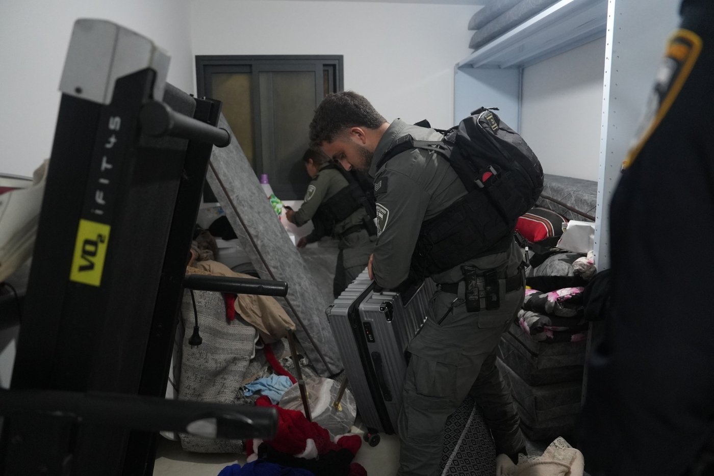 פשיטת עבר בערערה