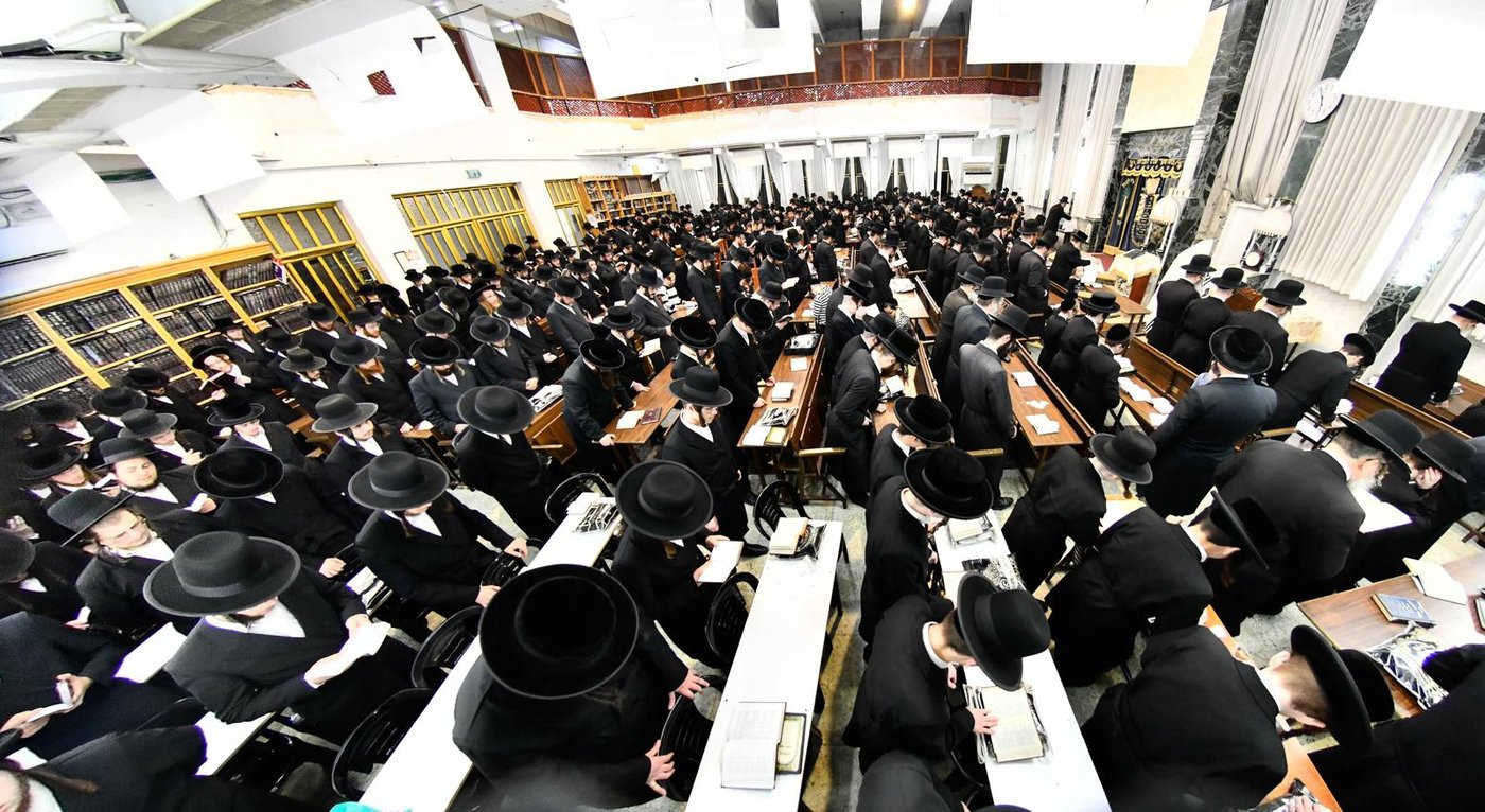 סליחות ראשונות בחצה"ק סאטמר בני ברק