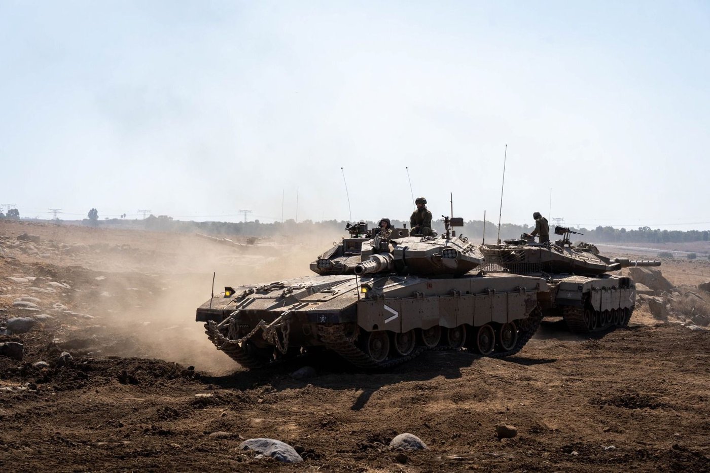 אימונים של לוחמי גולני, עציוני ושיריון לכניסה קרקעית בלבנון 