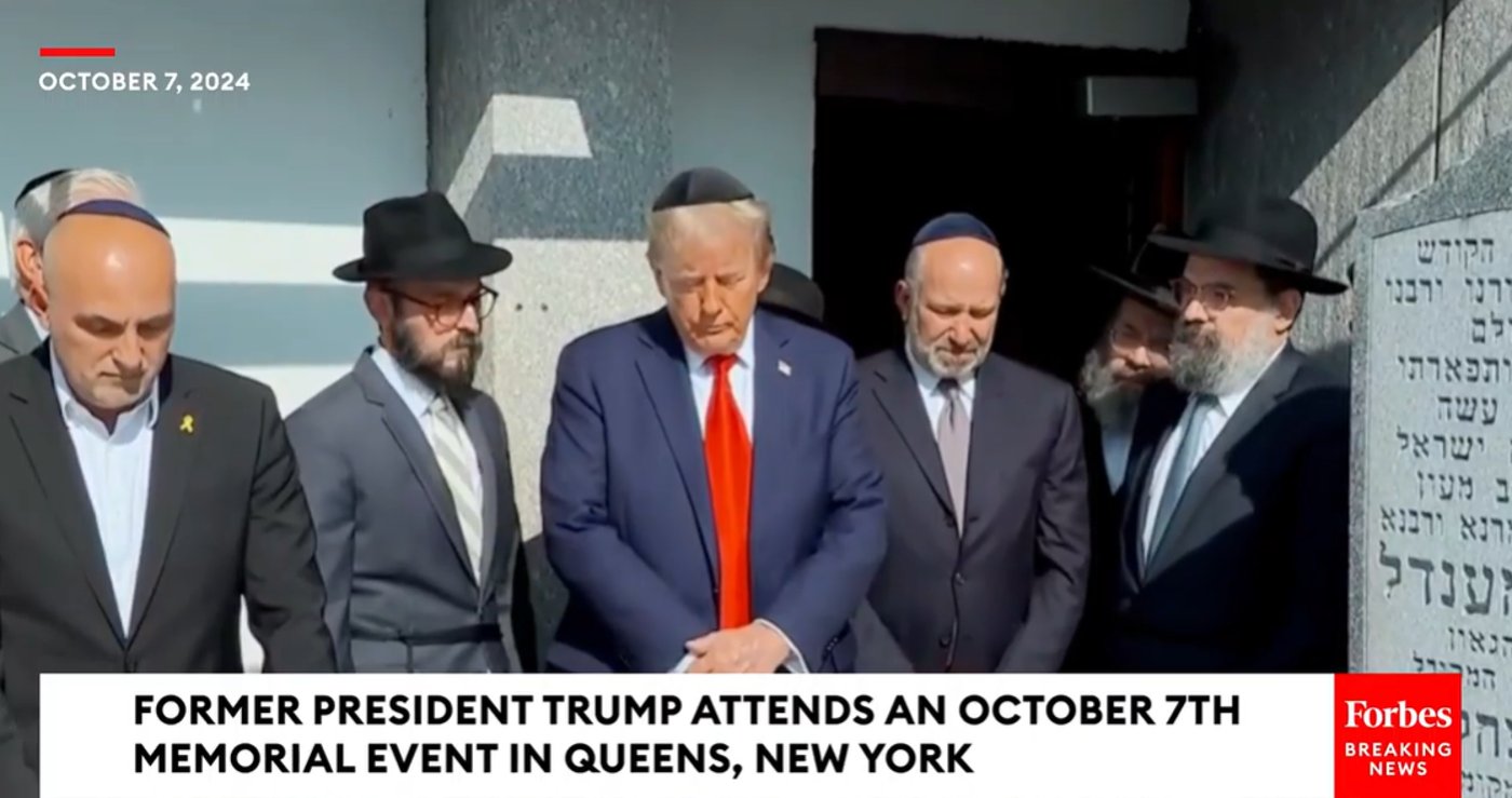 הנשיא לשעבר דונלד טראמפ הגיע לאוהל הרבי מחב"ד בניו יורק | צפו בתיעוד