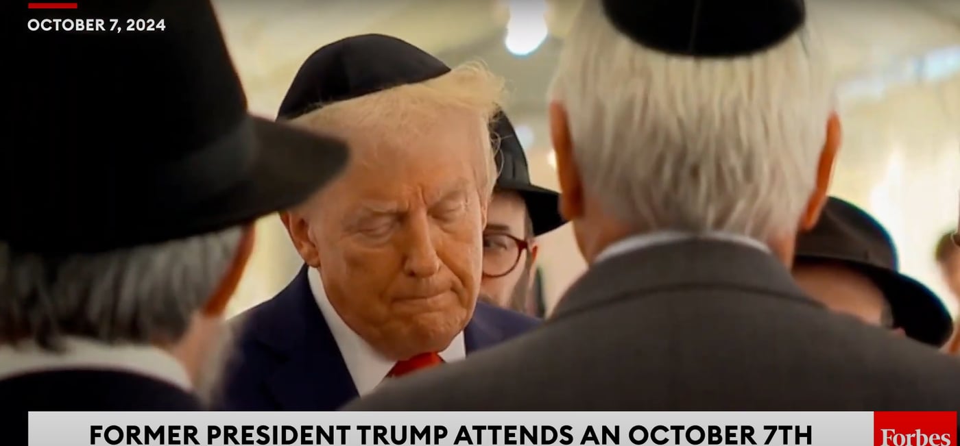 הנשיא לשעבר דונלד טראמפ הגיע לאוהל הרבי מחב"ד בניו יורק | צפו בתיעוד