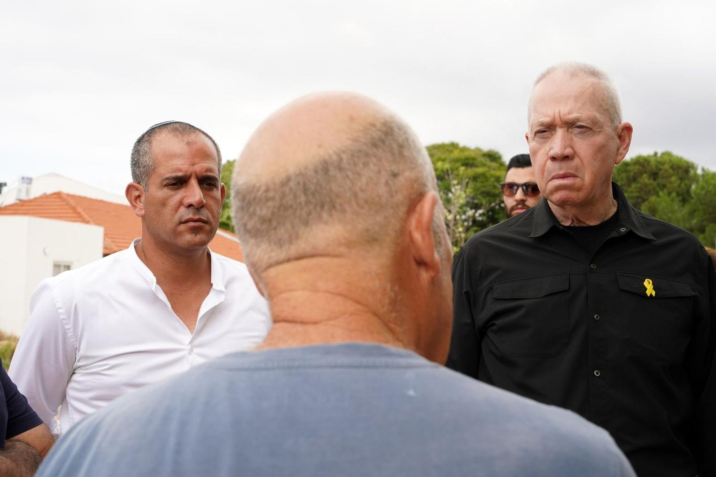 חמישה טילים שוגרו מלבנון למרכז | צה"ל תקף את מטה המודיעין של חיזבאללה