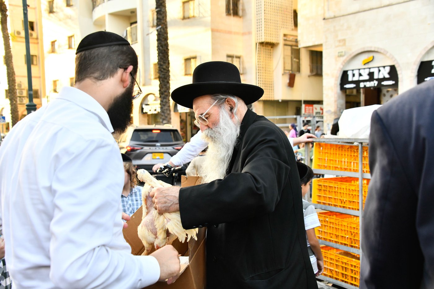 מנהג כפרות בבני ברק 