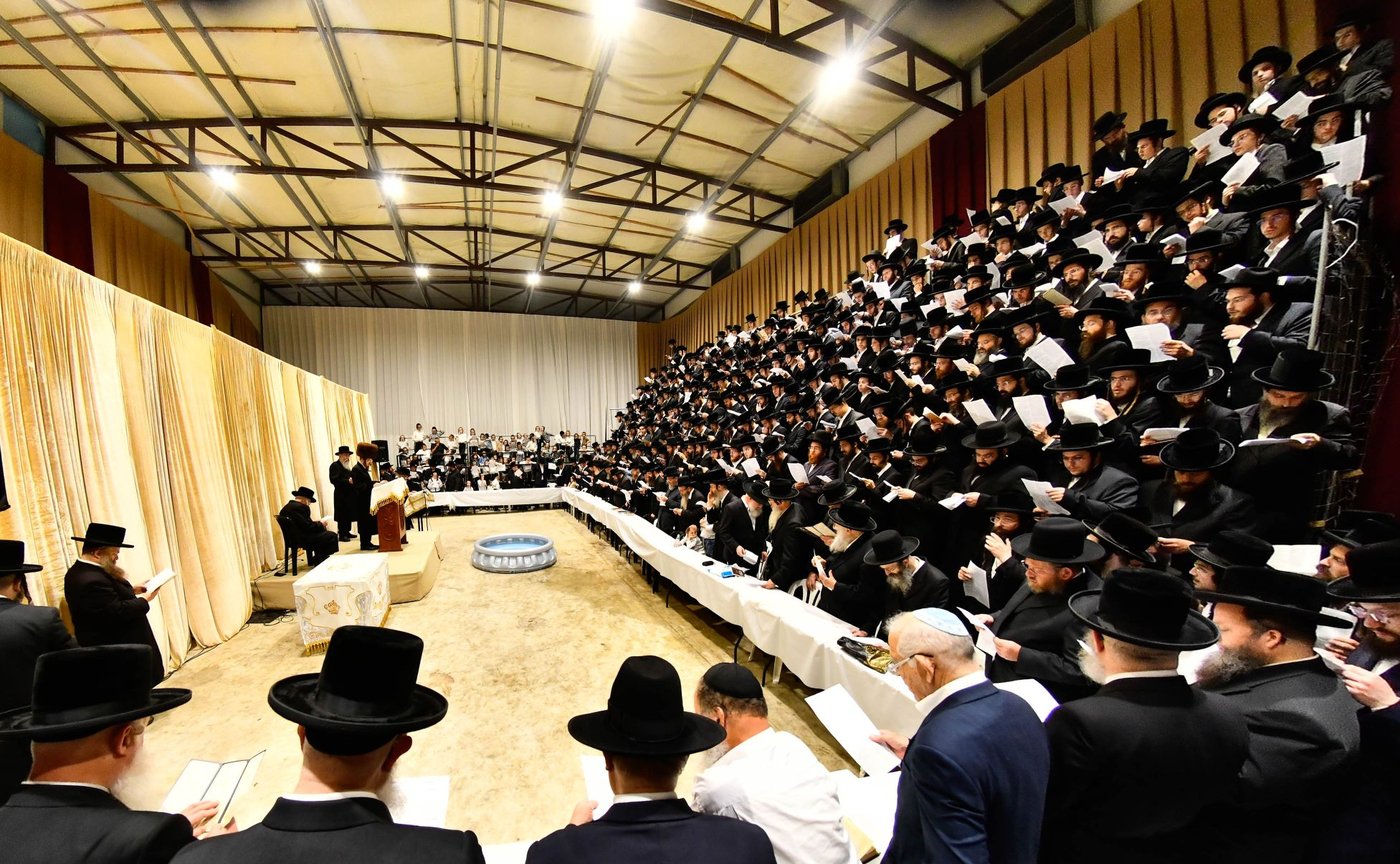 האדמו"ר מסאדיגורה במנהג תשליך
