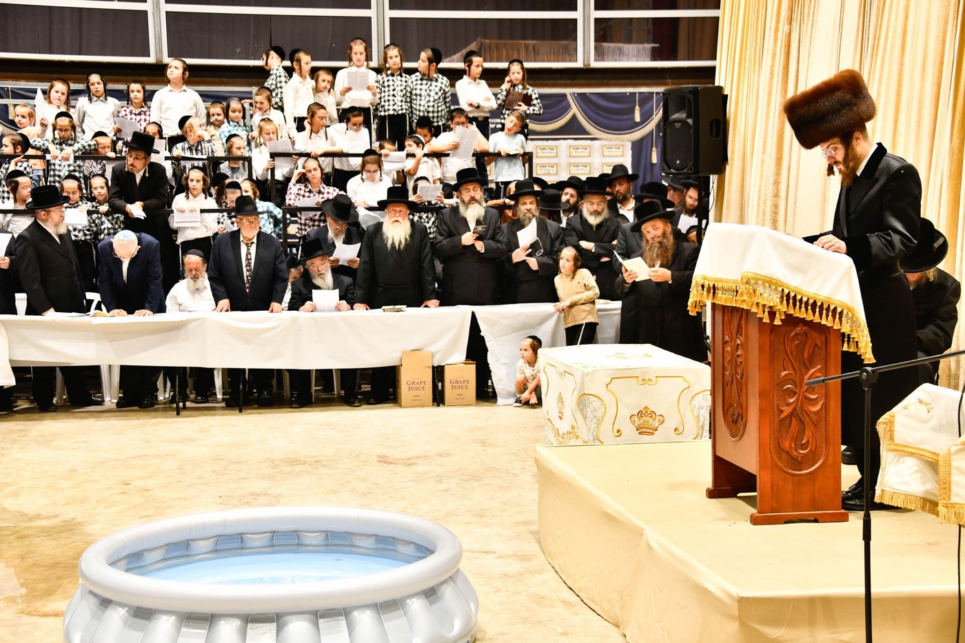 האדמו"ר מסאדיגורה במנהג תשליך