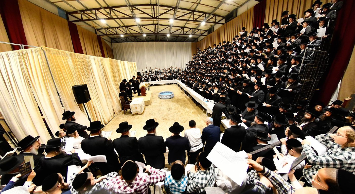 האדמו"ר מסאדיגורה במנהג תשליך