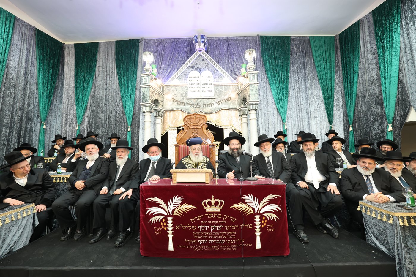המונים ב'הקבלת פני רבו' המרכזית לראש"ל הגר"י יוסף | צפו