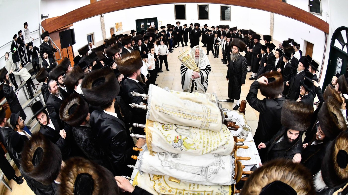 הקפות שניות בחצה"ק פרמישלאן 