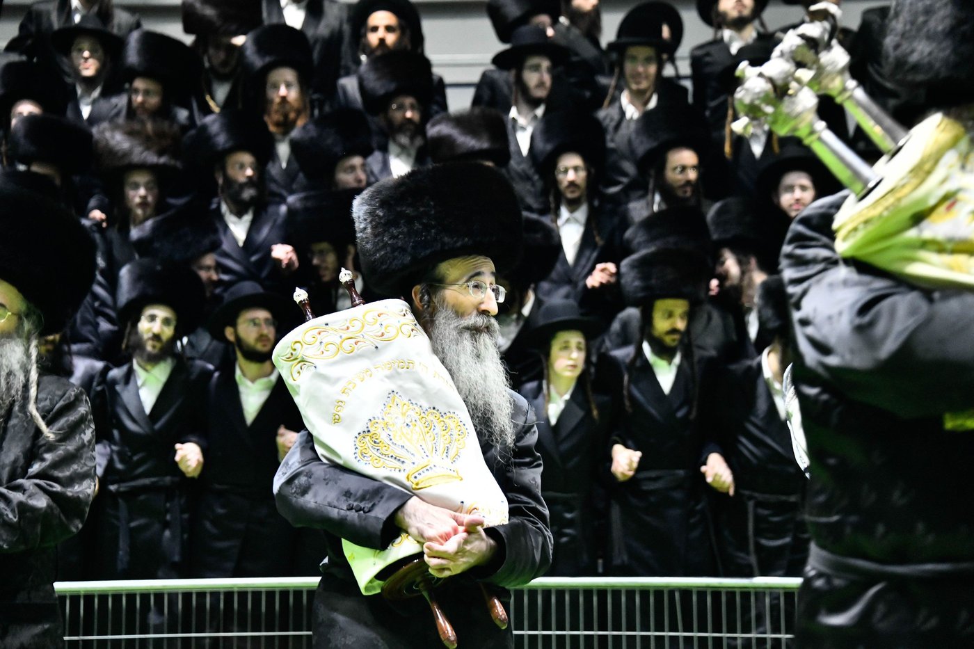 הקפות שניות בחצה"ק אלכסנדר 