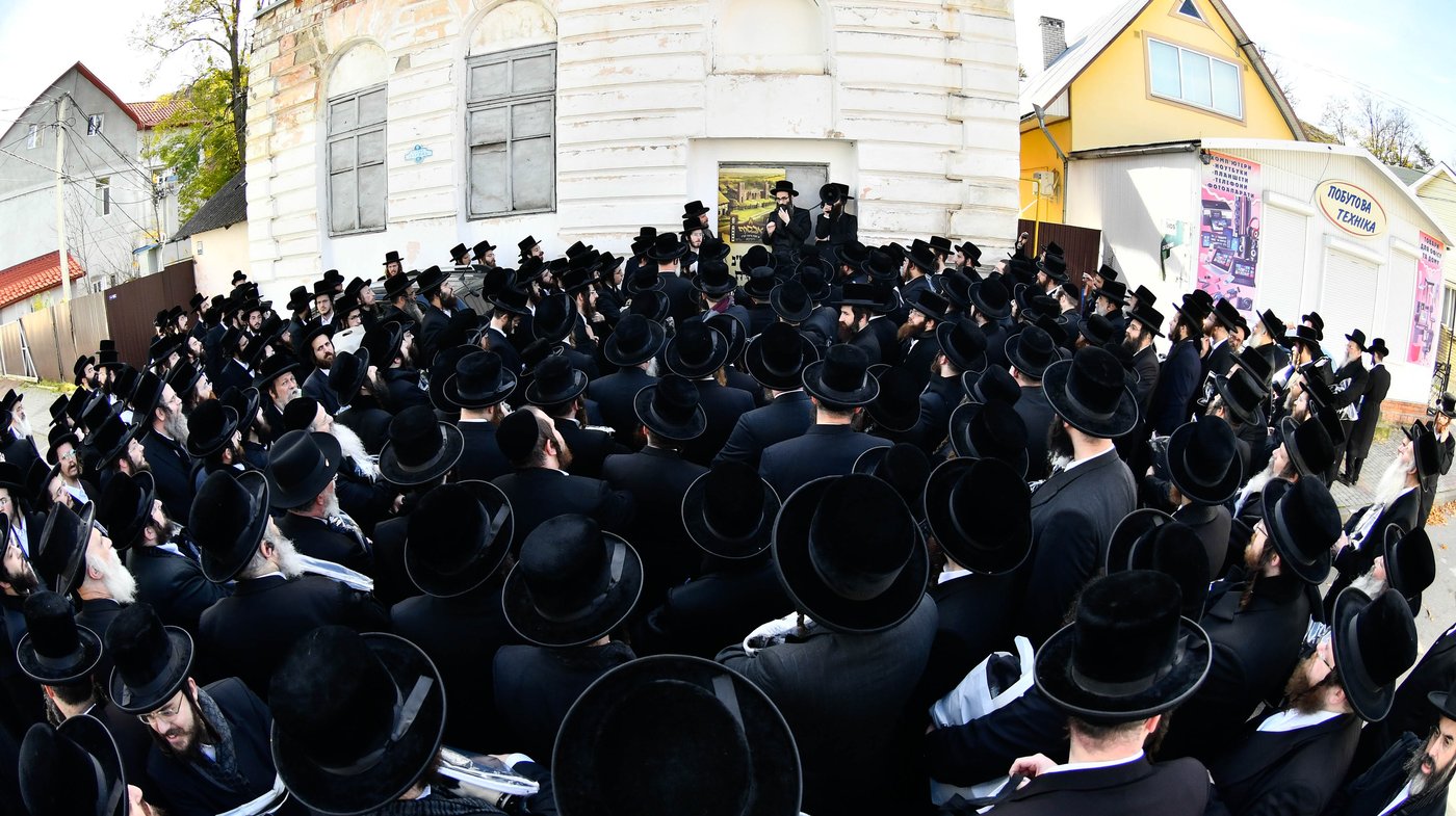 האדמו"ר מויז'ניץ במסע הקודש לאוקראיינה 