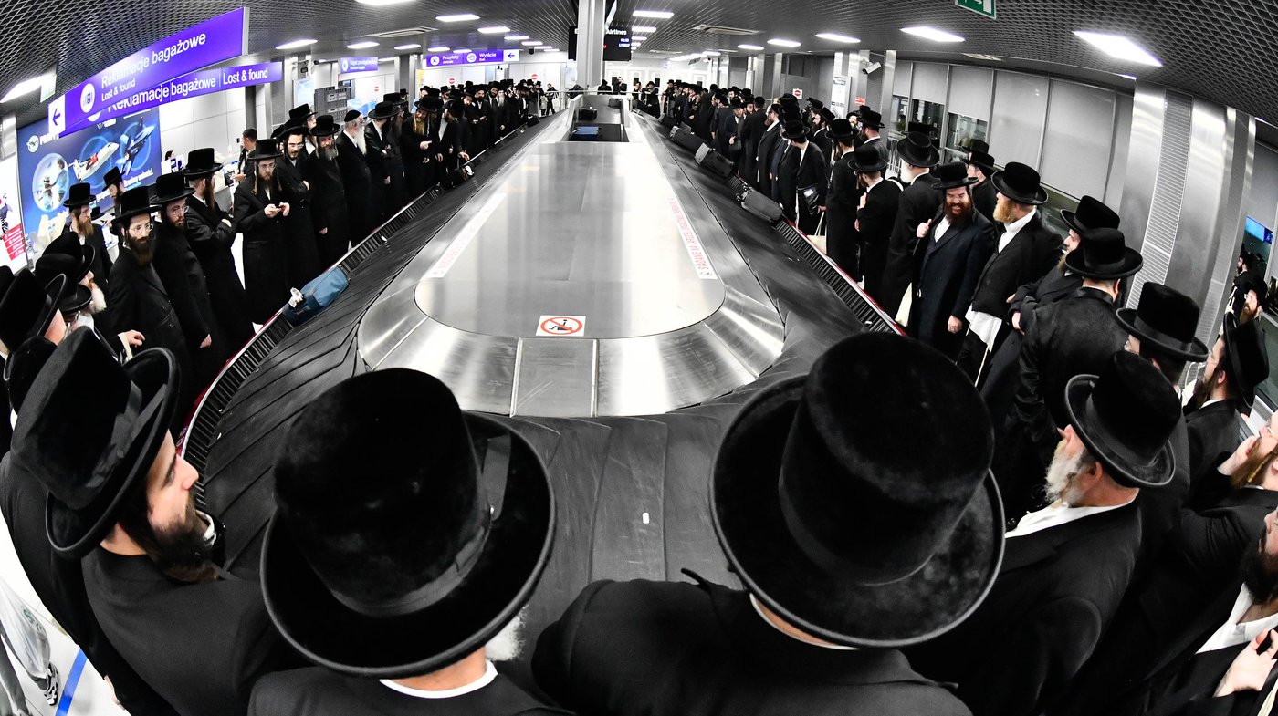 האדמו"ר מויז'ניץ במסע הקודש לאוקראיינה 