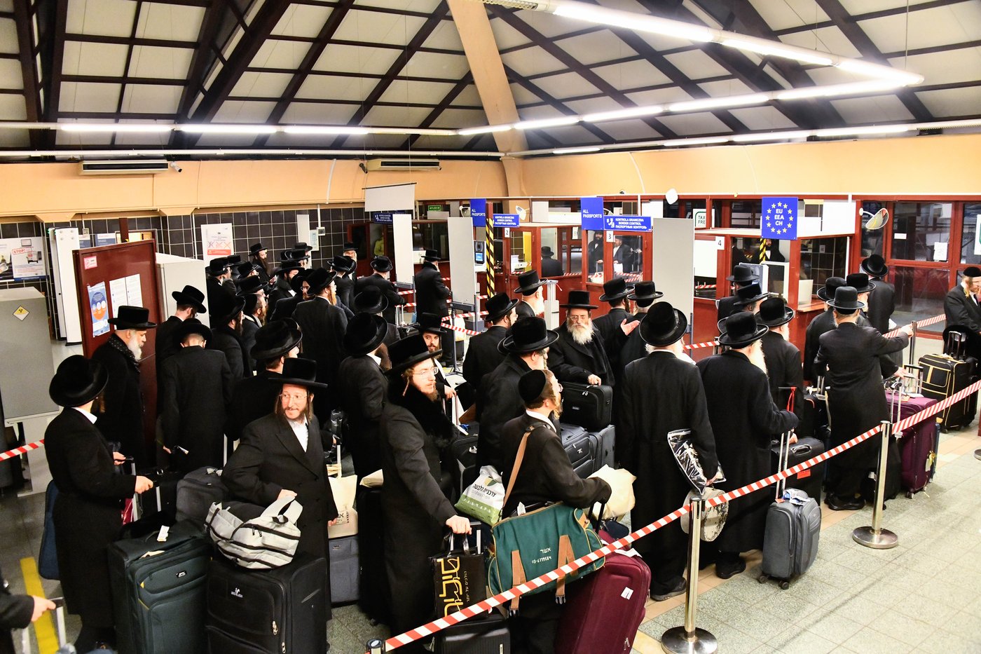 האדמו"ר מויז'ניץ במסע הקודש לאוקראיינה 