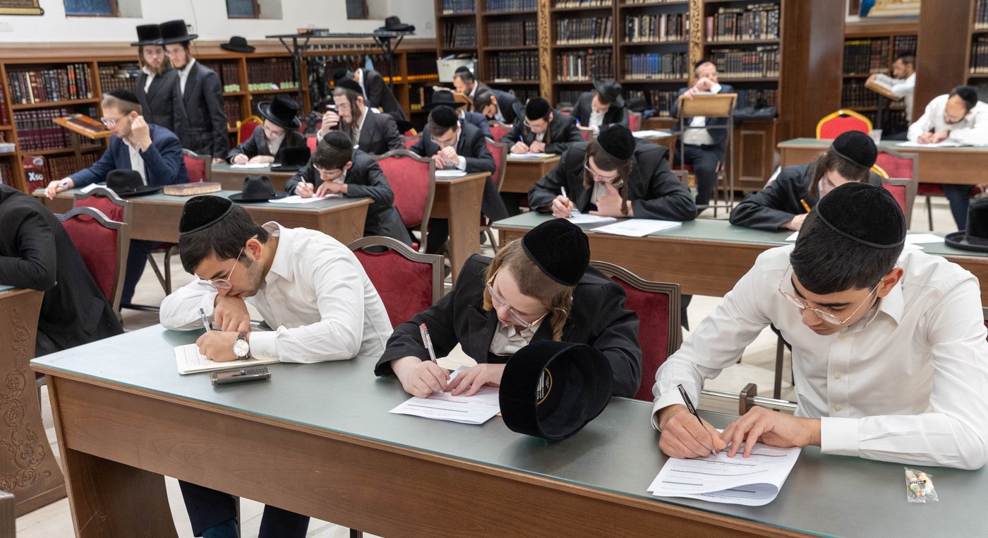 מבחני ושננתם בארה"ק 