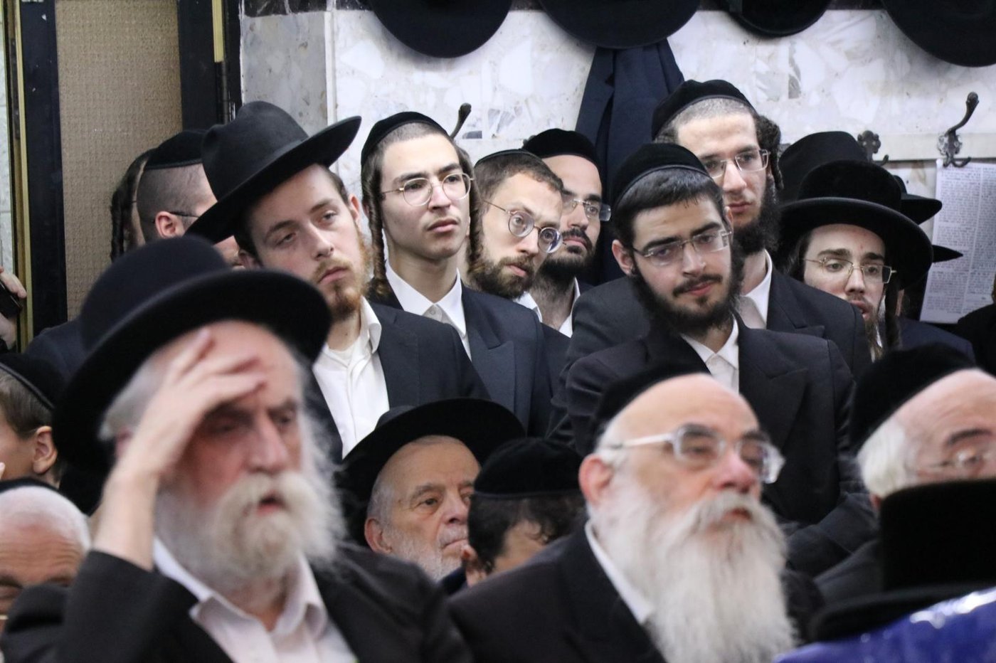 הגאון רבי אשר וייס בשיחה בביהמ"ד פרשבורג בבני ברק
