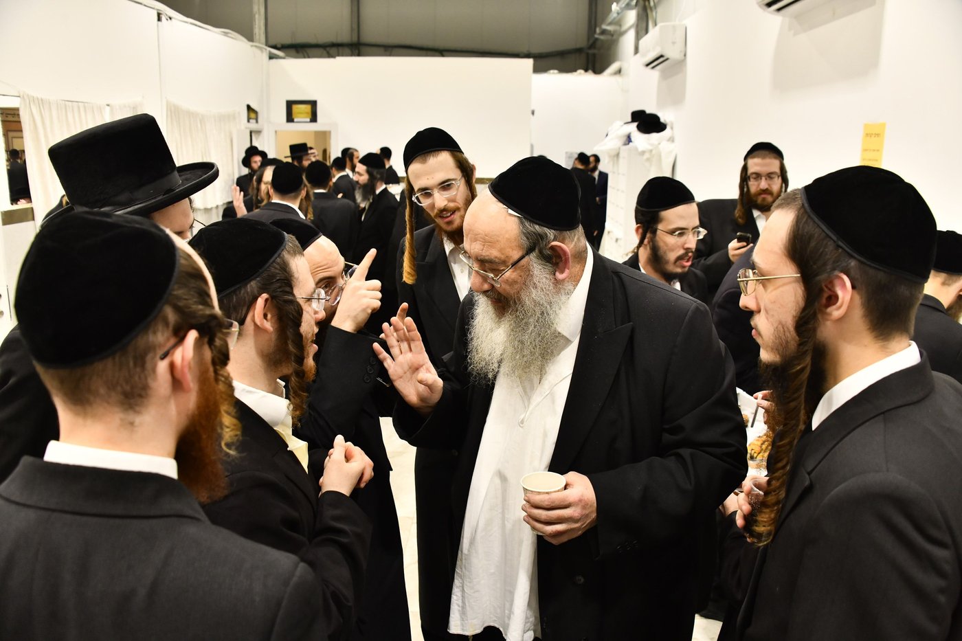 הרה"ג מרדכי גנוט בכינוס