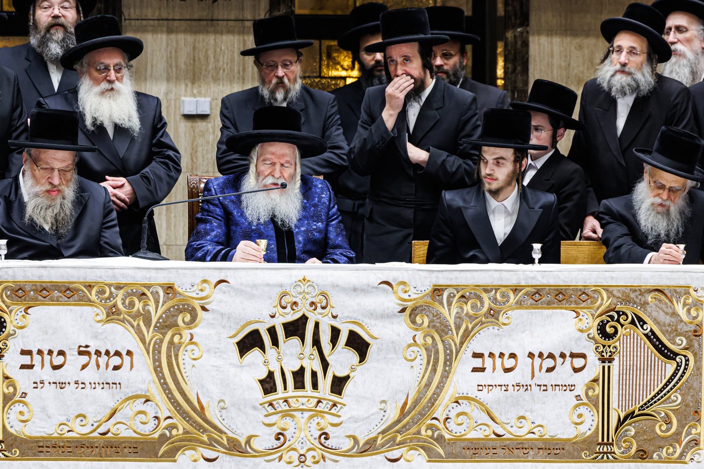שמחת אירוסי נכדת האדמו"ר מבאבוב