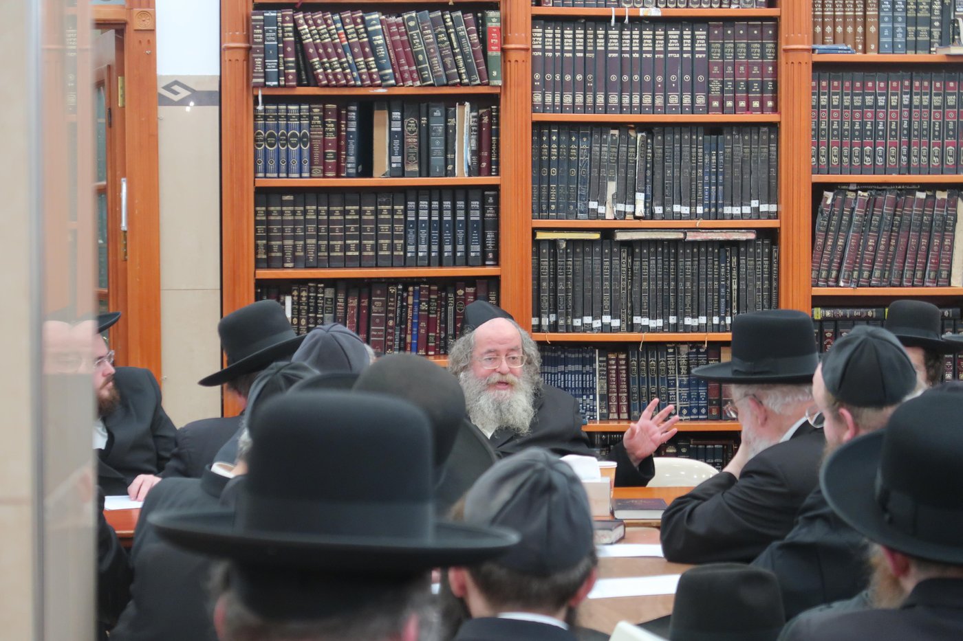 הגה"ח ר' יצחק דוד אלתר בביקור חיזוק בלונדון