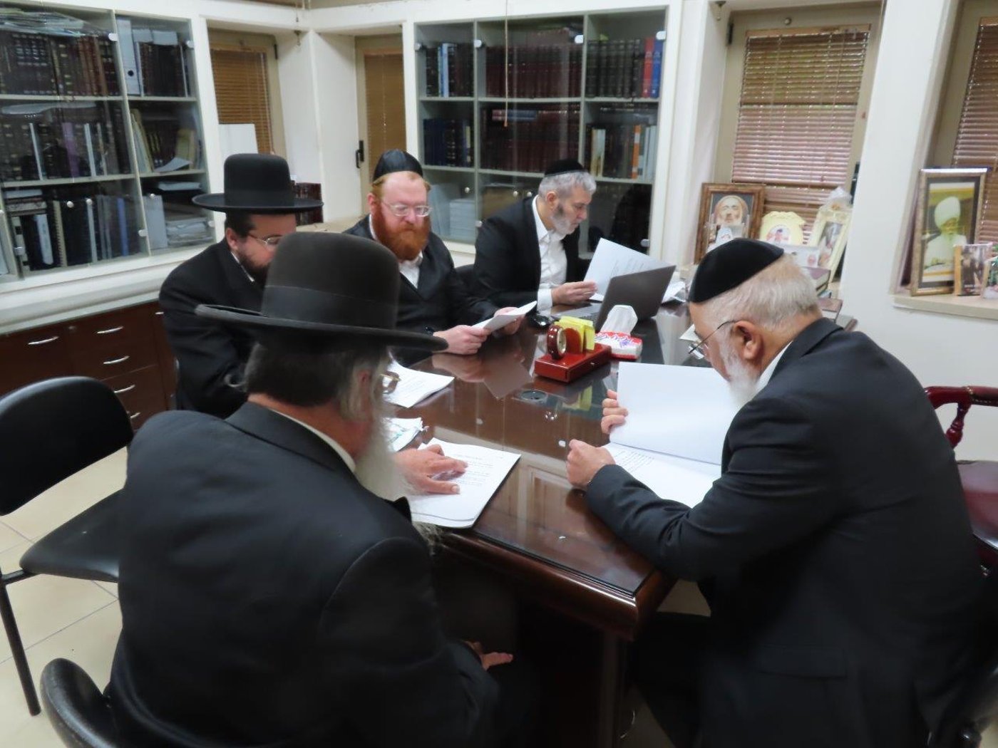 תגלית מסעירה | במועצה הדתית מזהירים על כתובה ואישורי יהדות מזוייפים
