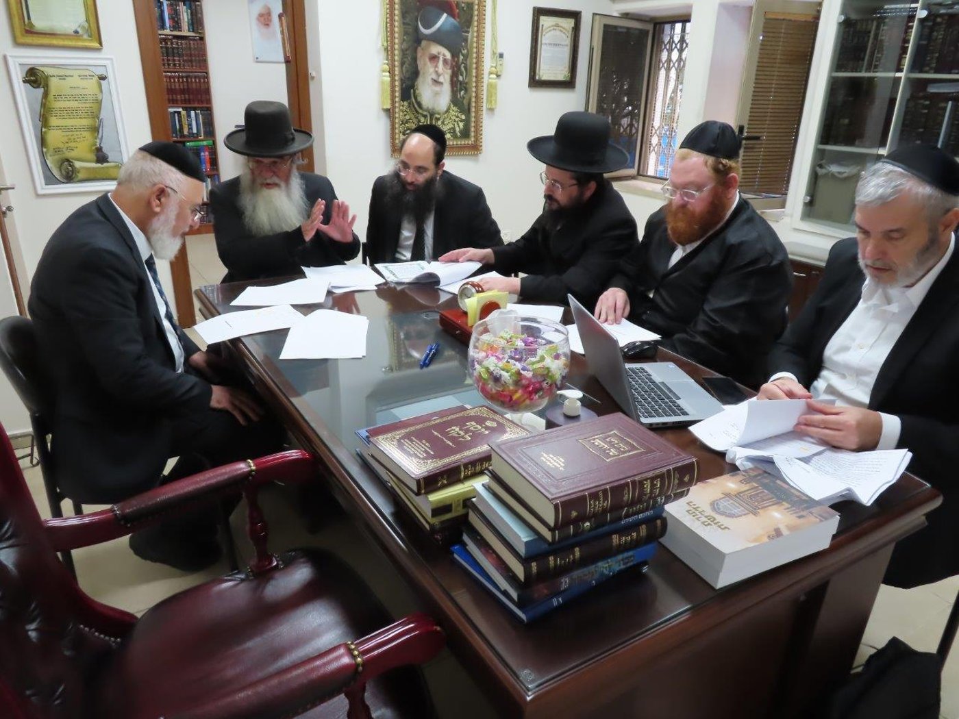 תגלית מסעירה | במועצה הדתית מזהירים על כתובה ואישורי יהדות מזוייפים