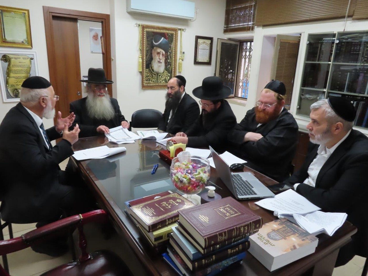 תגלית מסעירה | במועצה הדתית מזהירים על כתובה ואישורי יהדות מזוייפים