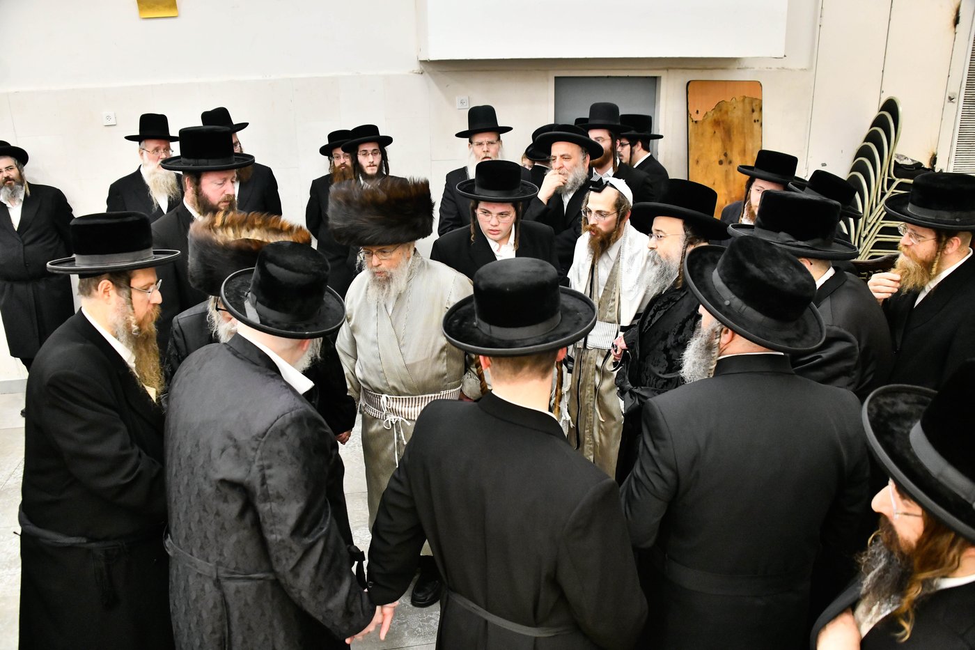 שמחת הברית לנכדיו התאומים של האדמו"ר מפינסק קרלין ואב"ד סעהרדעהלי