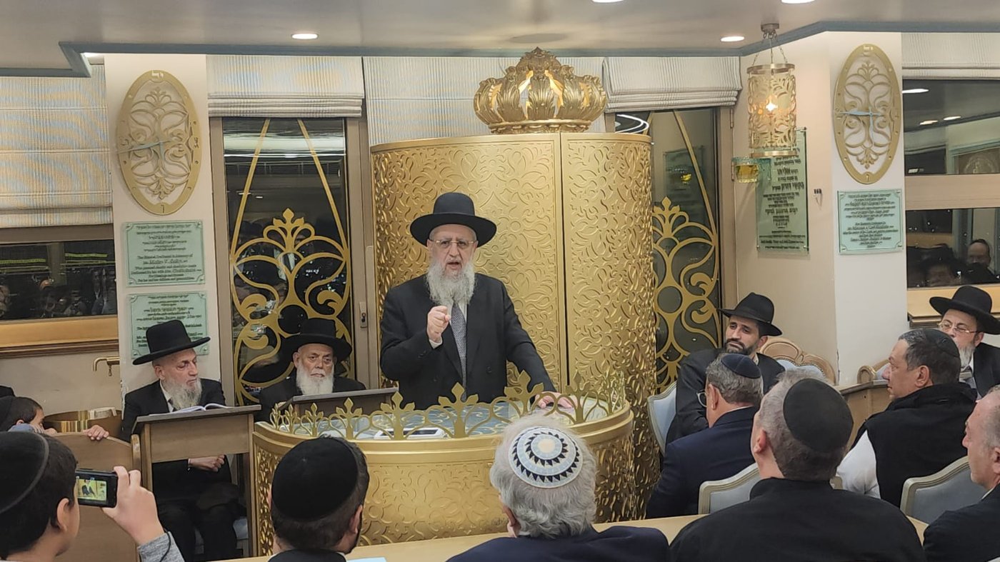 ערב ההכתרה | הראש"ל הגר"ד יוסף ביקר ב'בית הראשון לציון'
