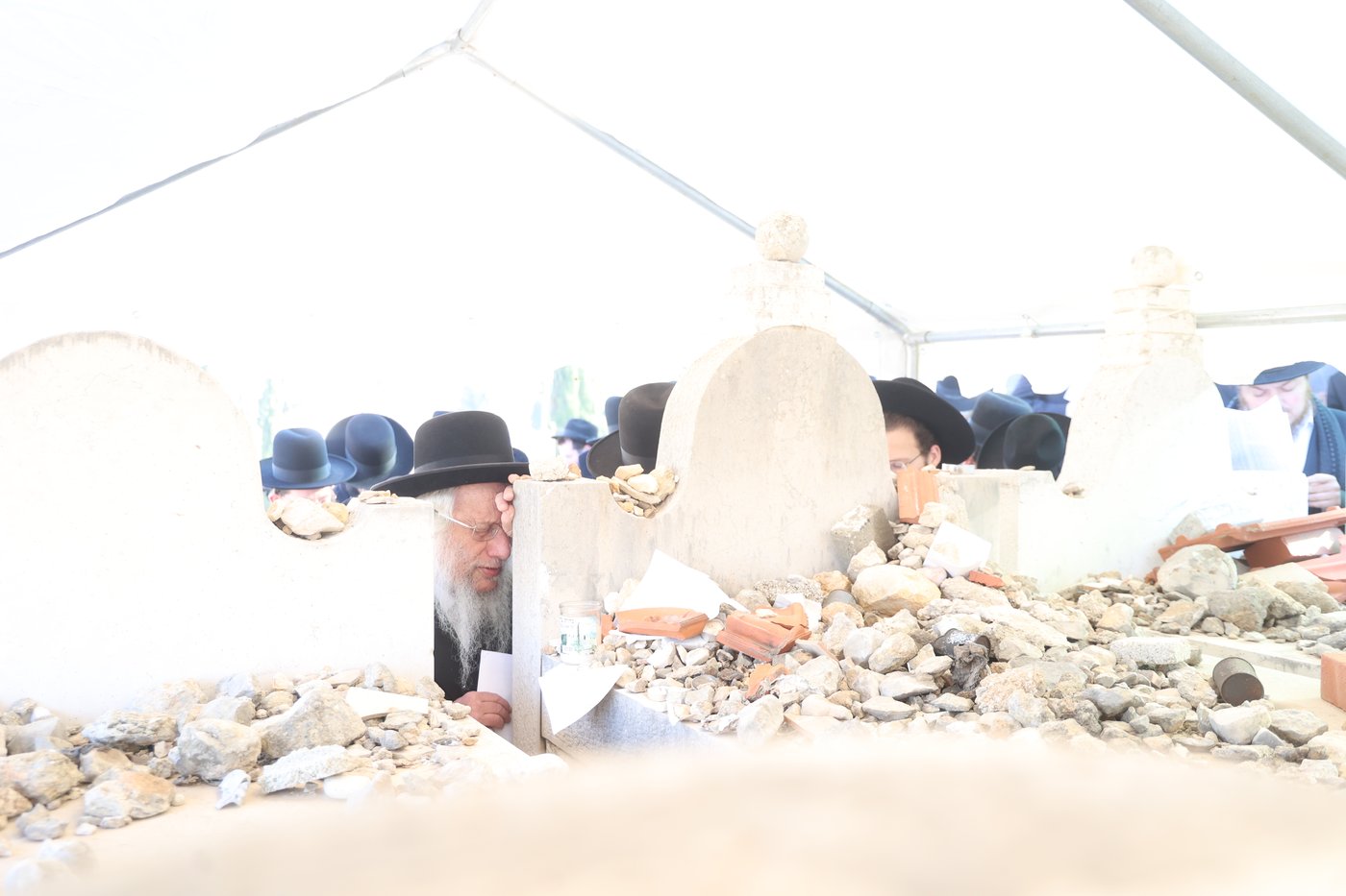 הילולת הרה"ק רבי עקיבא סופר זיע"א גאב"ד פרעשבורג 