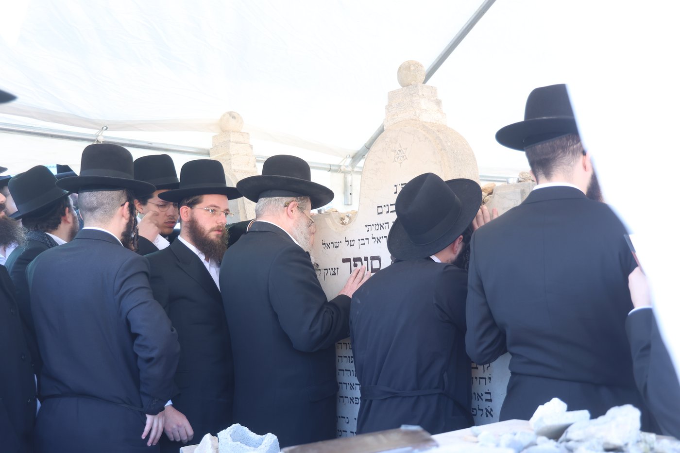 הילולת הרה"ק רבי עקיבא סופר זיע"א גאב"ד פרעשבורג 