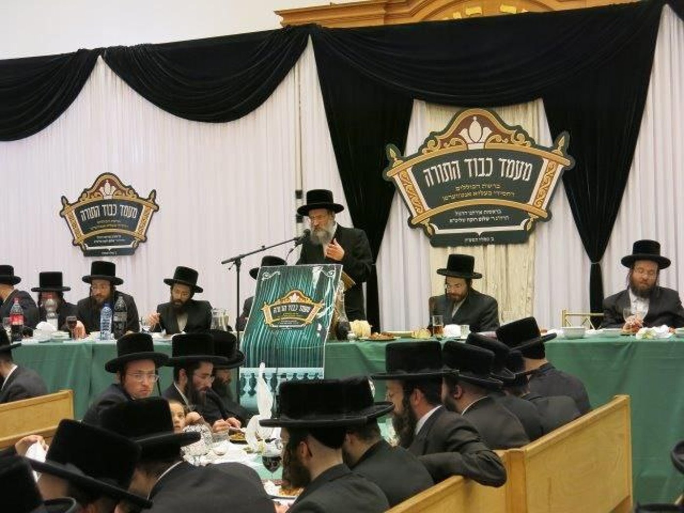 הרה"ג שלום רוקח בביקור בזק באנטווערפן
