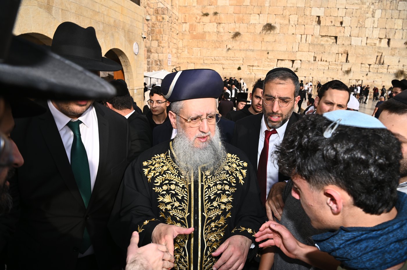 הכתרת הראש"ל הגאון הרב דוד יוסף