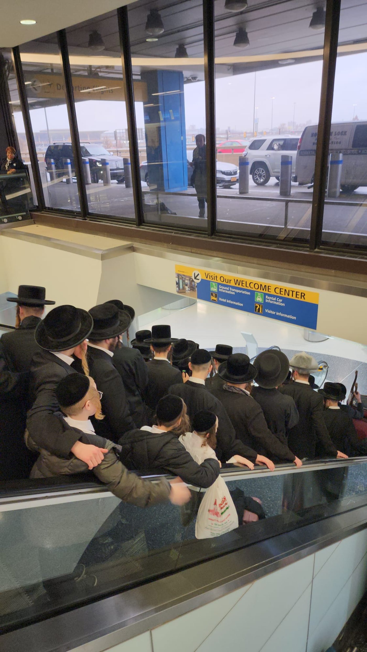 אב"ד טאהש בהגיעו למאנסי